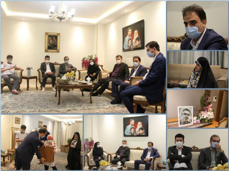  دکتر حاجی‌نورمحمدی به دیدار خانواده شهید وریجی رفت