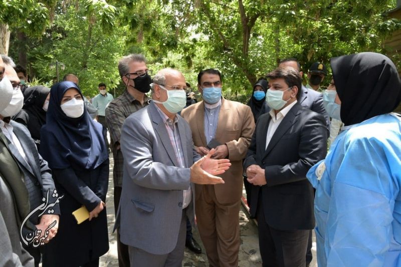  تقدیر دکتر زالی از راه اندازی پایگاه واکسیناسیون محله جماران در شمال تهران