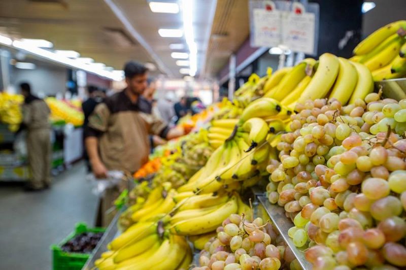 قیمت انواع میوه در میادین و بازارهای میوه و تره بار  در آستانه سال نو اعلام شد