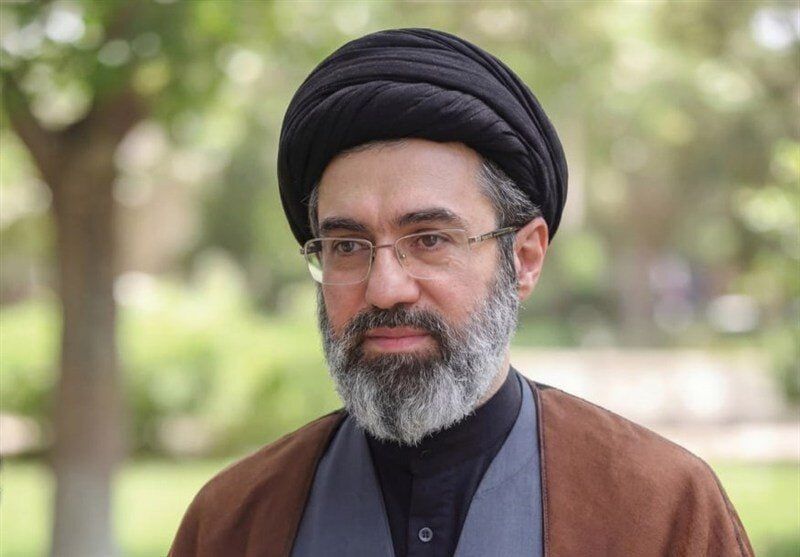  پیام تسلیت رهبر انقلاب به مناسبت درگذشت مادر شهیدان مظفر