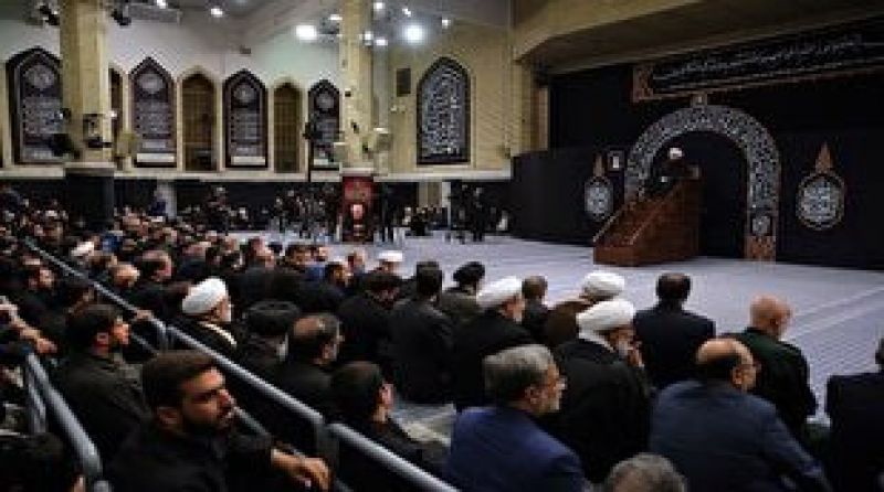 عزاداری شب تاسوعای حسینی در حسینیه امام خمینی برگزار شد 