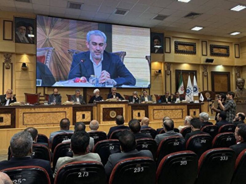 مدنی&zwnj;زاده: قوانین جدید به جای تسهیل، سردرگمی می&zwnj;سازند؛ هوش مصنوعی را برای تنقیح قوانین به کار می&zwnj;گیریم