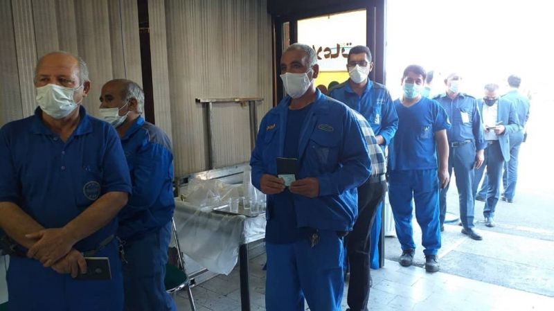 کارگران ایران‌خودرو آرای خود را به صندوق‌ها انداختند 