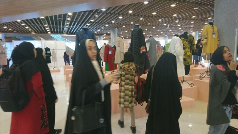 برند عفاف و حجاب حلما در خدمت تولید ملی و رونق اقتصادی در هفته عفاف و حجاب افتتاح شد