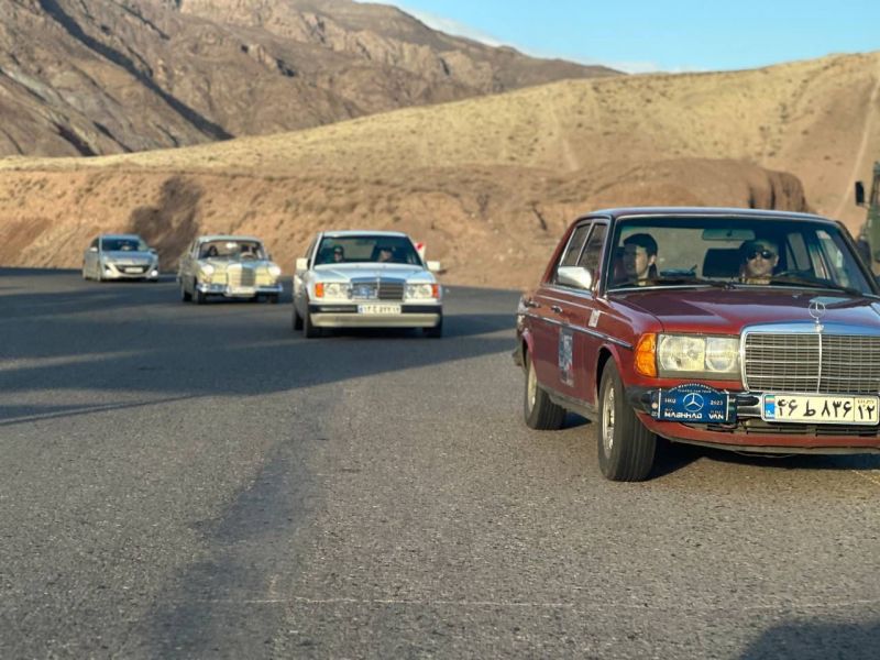 رالی تور بین المللی خودروهای تاریخی در روز جهانی گردشگری به تهران می رسد