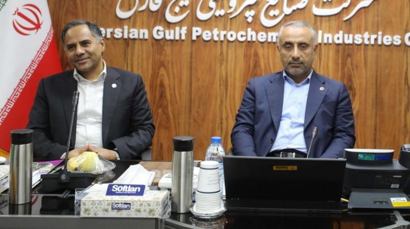 بازدید مدیرعامل بانک تجارت ایران از پتروشیمی بندرامام