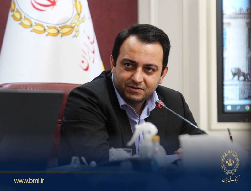 با صدور پیامی؛ مدیرعامل بانک ملی ایران روز خبرنگار را تبریک گفت
