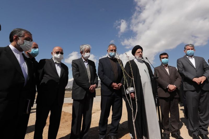 حفظ محیط زیست و گسترش فضای سبز نیازمند مشارکت همگانی است/ دستگاههای دولتی از تغییر کاربری اراضی کشاورزی ممانعت کنند/ قدردانی از فعالیت سازمانهای مردمنهاد در حفاظت از محیط زیست