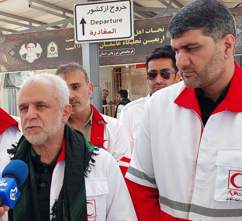 خدماترسانی حدود ۶ هزار نفر کادر درمان داوطلب در مسیر کربلا به نجف