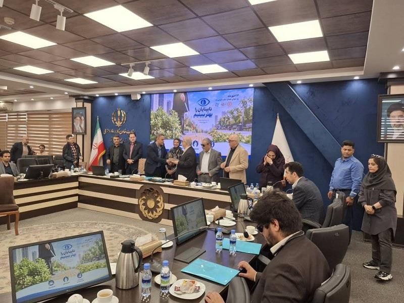 الگویی شایسته در حمایت از روشندلان/ تقدیر رئیس سازمان بهزیستی و انجمن نابینایان از رویکرد انسان&zwnj;دوستانه بانک مسکن در روز عصای سفید