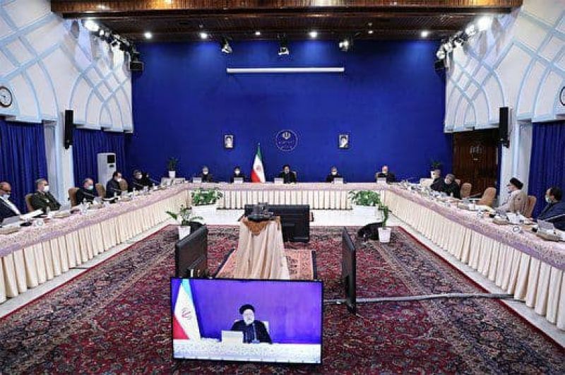 اولویت جدی دولت تنظیم بازار است/جلسات ستاد تنظیم بازار به صورت منظم و مستمر تشکیل شود/کالا&zwnj;های مورد نیاز مردم به شکل گسترده به دستشان برسد