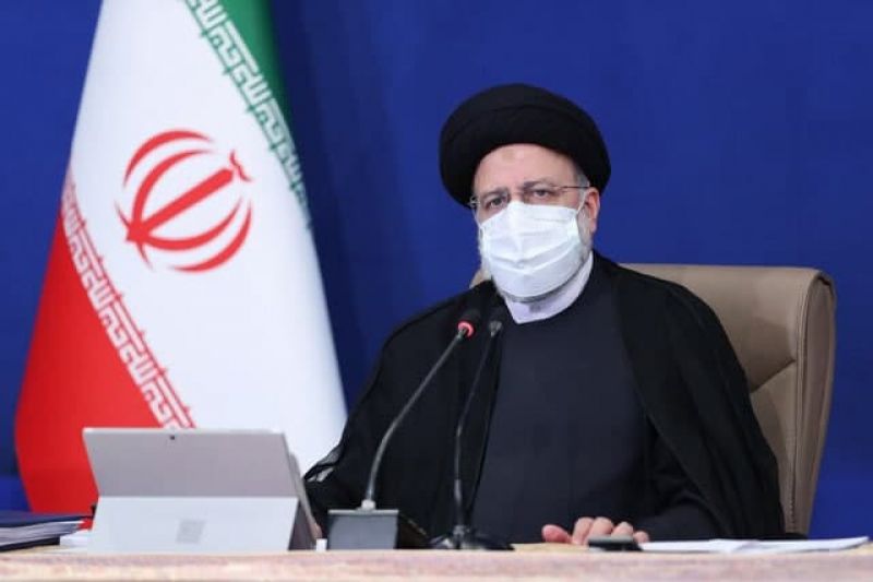 آیت&zwnj;الله رئیسی: با سوءاستفاده&zwnj;کنندگان از موضوع واکسن قاطعانه برخورد شود/ تشکیل ستاد ویژه تسهیل واردات واکسن در وزارت خارجه 