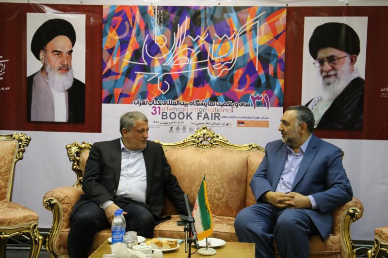 هاشمی: استقبال خوب بازدیدکنندگان از کتاب‌های انتقادی