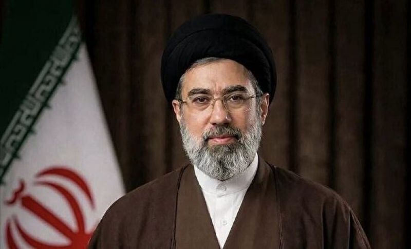  دستور رهبر معظم انقلاب به ادامه خدمت منصوبان رهبر شهید