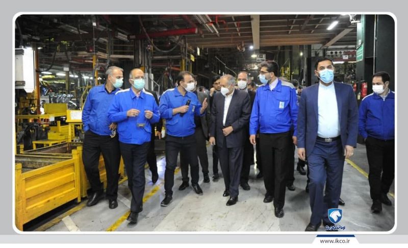 مشاور نخست وزیر پاکستان پس از بازدید از خطوط تولید ایران خودرو