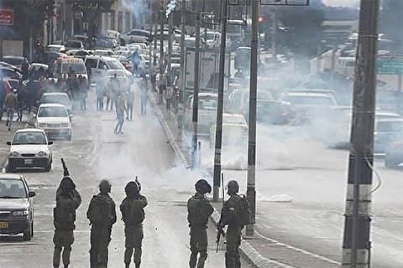 حمله نظامیان صهیونیست به تظاهرات نمازگزاران فلسطینی 