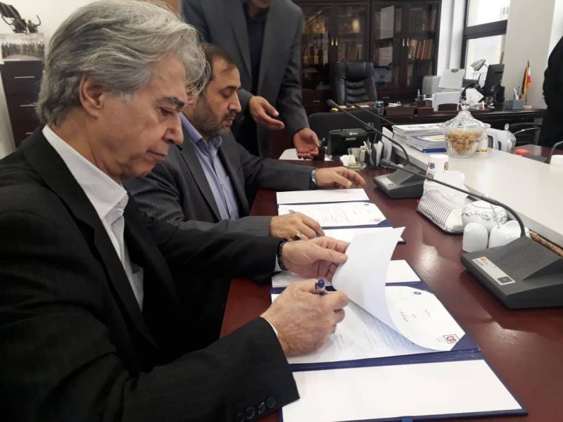 امضاء تفاهم نامه بین موزه انقلاب اسلامی و انجمن دوستی ایران و فرانسه