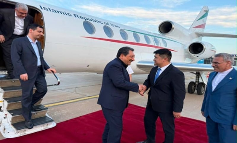 رئیس&zwnj;کل سازمان توسعه تجارت ایران، به همراه وزیر صمت وارد قرقیزستان شد