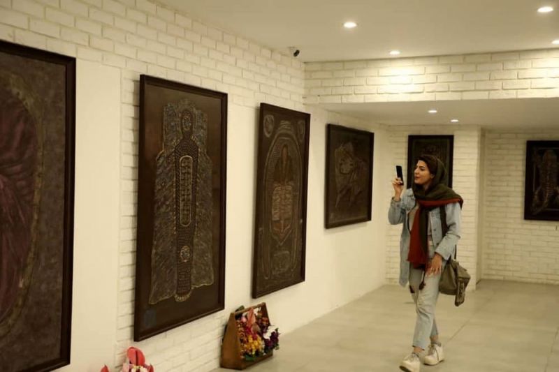 نقاشی های ژانر وحشت در گالری ماهر/ فروش همه آثار محمد محمدزاده