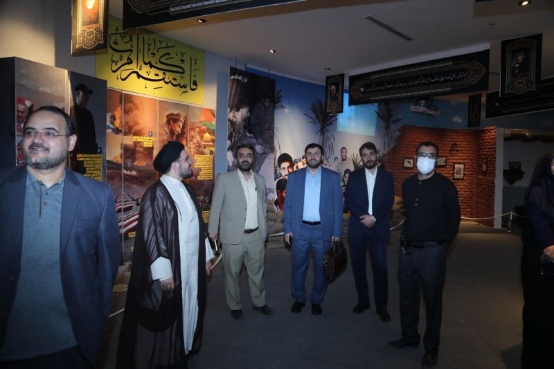  بازدید جمعی از فعالان مجازی از موزه ملی انقلاب اسلامی و دفاع مقدس