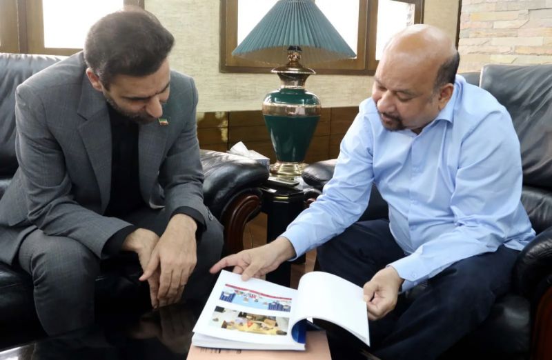 ایران غرور آمریکا را خاک&zwnj;مال کرد