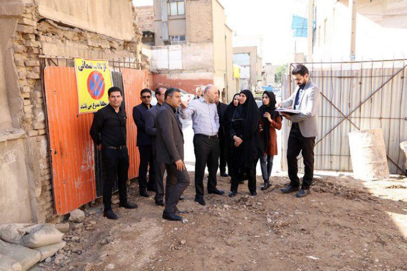 بازدید عضو هیأت رئیسه شورای اسلامی شهر تهران از روند اجرای الگوی نوسازی در محلات اتابک و مینابی 