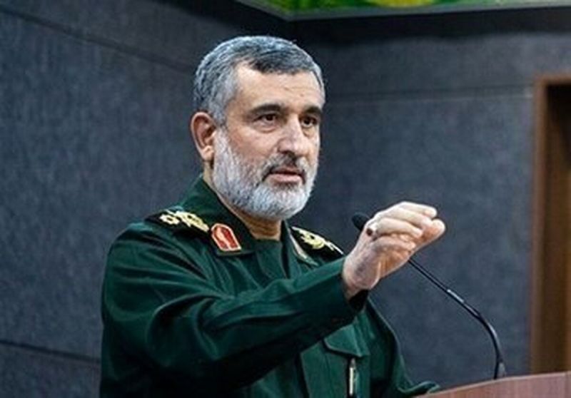سردار حاجی زاده:به هر گونه خطای دشمن پاسخی پشیمان کننده می&zwnj;دهیم 
