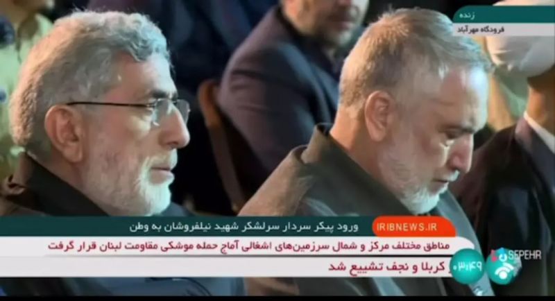 حضور سردار قاآنی در مراسم استقبال از پیکر شهید نیلفروشان 