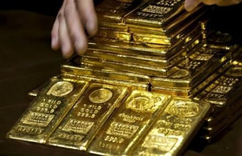 کاهش قیمت طلا به رغم ضعف دلار
