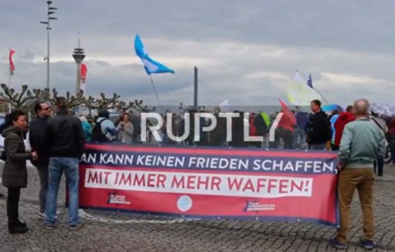اعتراض مردم آلمان به تامین سلاح برای اوکراین 