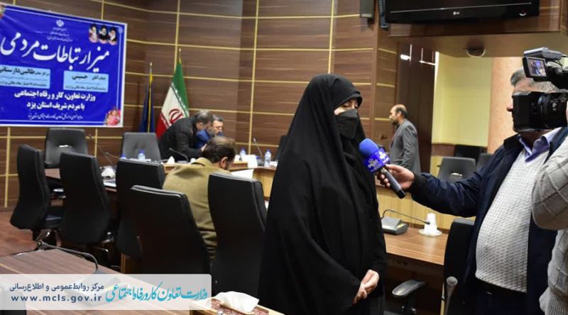 مردم در میز ارتباطات مردمی باید به وضوح رفع مشکلاتشان را لمس کنند 