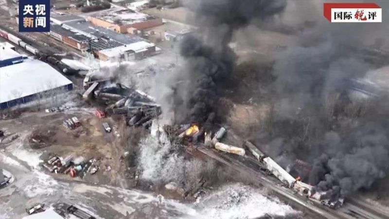 افزایش نگرانی‌ها درباره نحوه مدیریت حادثه مواد سمی حادثه قطار اوهایو توسط دولت آمریکا
