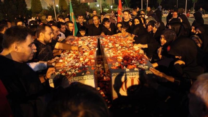 مراسم وداع با شهدای گمنام در موزه انقلاب اسلامی و دفاع مقدس برگزار شد 