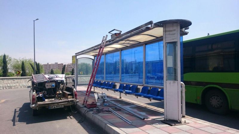 اجرای عملیات بازسازی سرپناه ایستگاه های اتوبوس ورودی غربی پایتخت