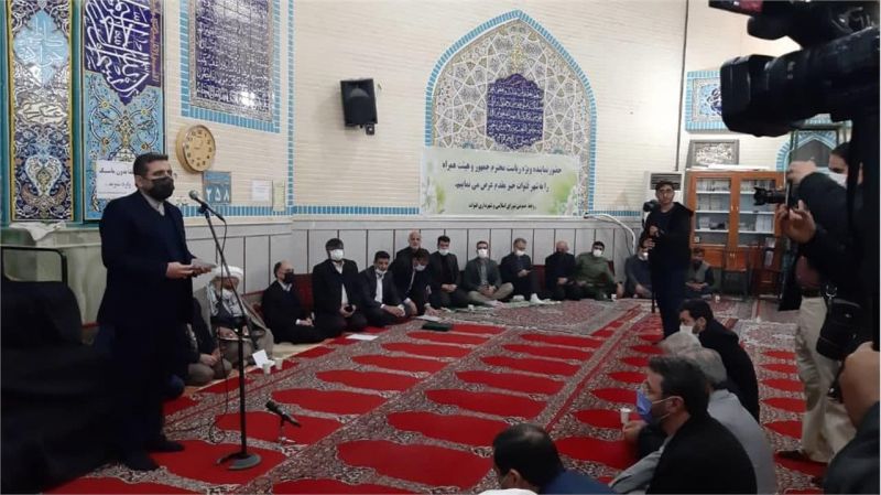  وزیر فرهنگ با مردم شهر قنوات در قم دیدار کرد