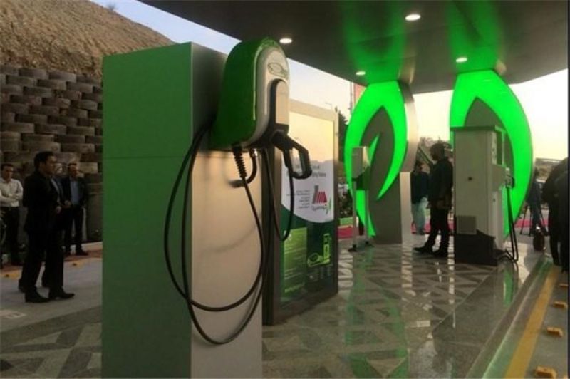 افتتاح نخستین جایگاه شارژ خودروهای برقی در ایران