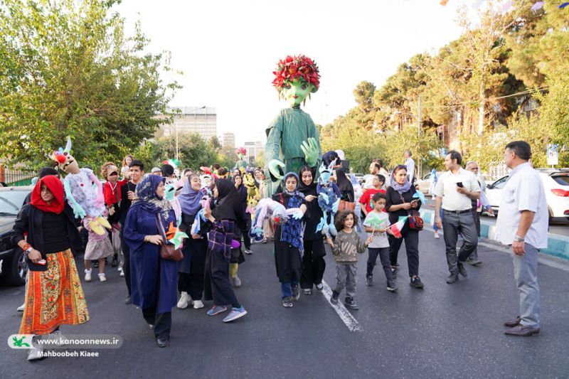 جنگ شادی و شادپیمایی عروسک&zwnj;ها در خیابان حجاب تهران برگزار می&zwnj;شود