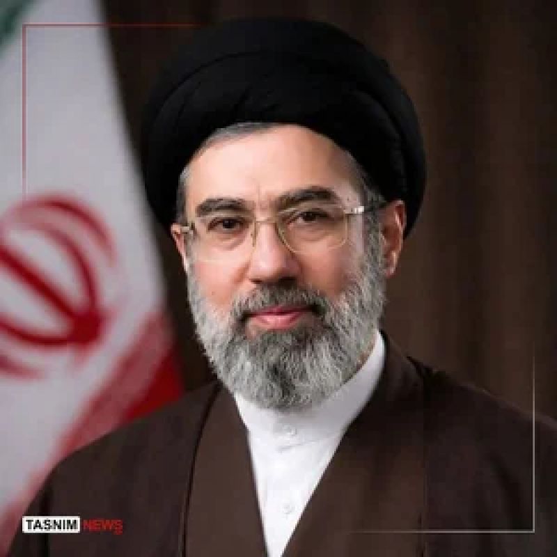  پاسخ رهبر انقلاب به نامه جمعی از فعالان مردمی حوزه جمعیت