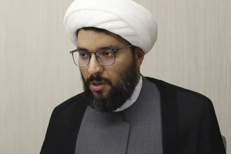 تشییع رهبر شهید نشانه افول نظم غربی است
