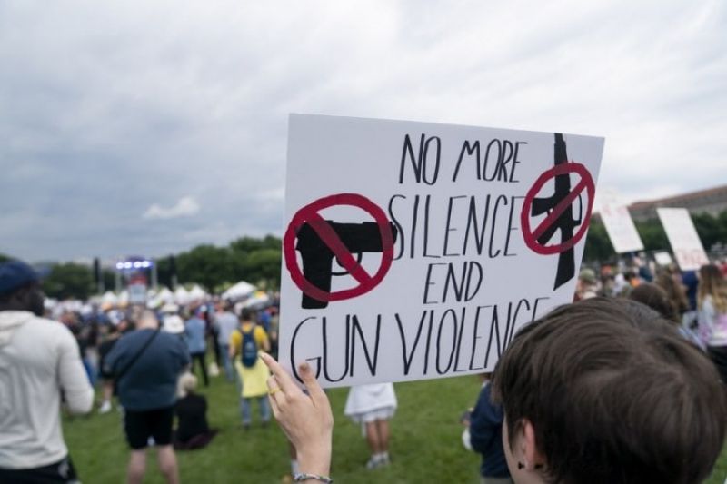 چرا معضل خشونت ناشی از سلاح در آمریکا غیرقابل حل است؟